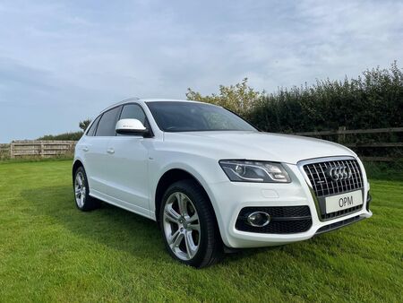 AUDI Q5 2.0 TDI S line Special Edition S Tronic quattro Euro 5 5dr