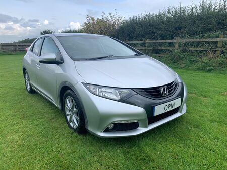 HONDA CIVIC 1.8 i-VTEC ES Euro 5 (s/s) 5dr