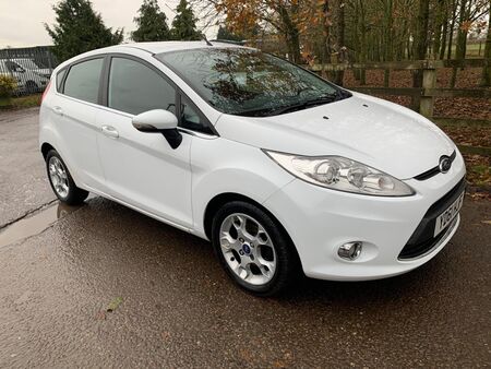 FORD FIESTA 1.25 Zetec 5dr