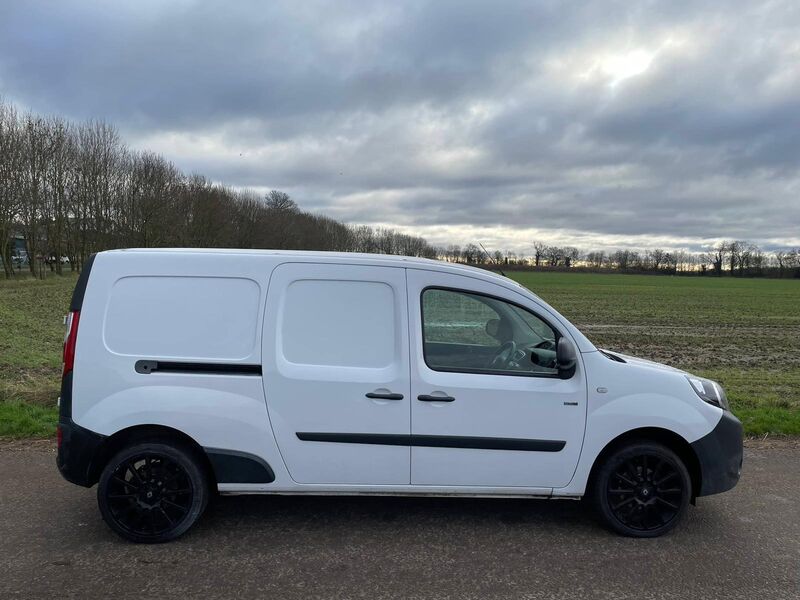 RENAULT KANGOO MAXI