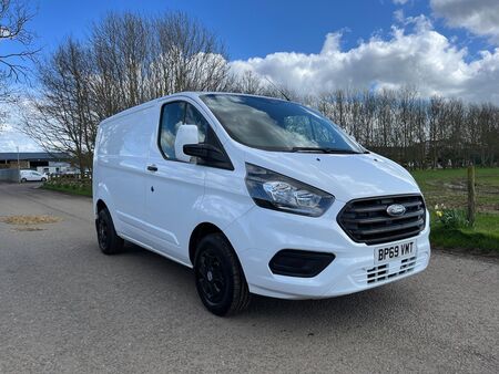 FORD TRANSIT CUSTOM 2.0 300 EcoBlue Trend L1 H1 Euro 6 5dr