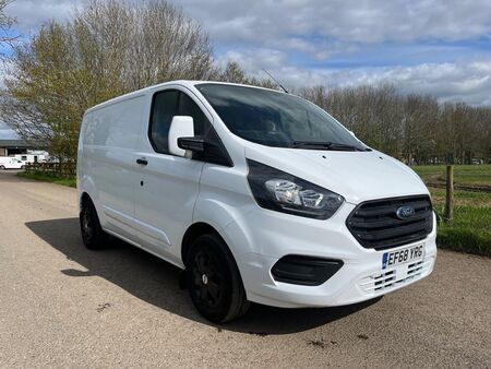 FORD TRANSIT CUSTOM 2.0 300 EcoBlue Trend L1 H1 Euro 6 5dr