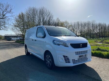 PEUGEOT EXPERT 2.0 BlueHDi 1400 Professional Standard Panel Van MWB Euro 6 (s/s) 6dr